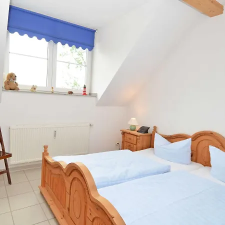 - Wg 02 Ueber Zwei Etagen, Strandnah * Lobbe